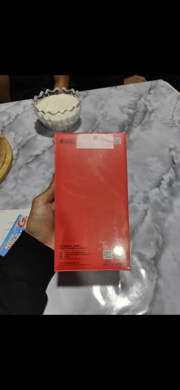 патефон цена: OnePlus 13T, цвет - Красный — 2