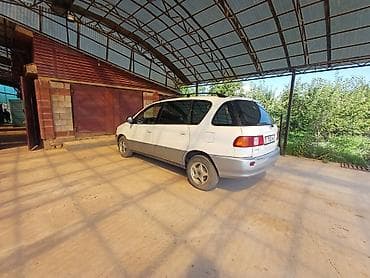 с кореи: Toyota Picnic: 1999 г., 2 л, Механика, Дизель, Минивэн — 6