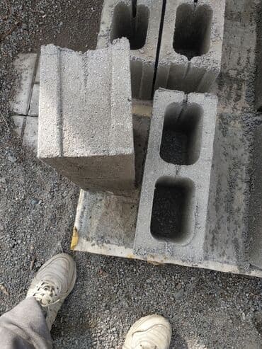 Пескоблок узкий40. Широкий45. толщина стенок 2.8см. за качество даём