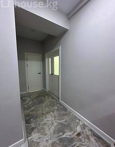 sky: 1 комната, 43 м², Юг-2 мкр Элитка, 3 этаж, Евроремонт — 4