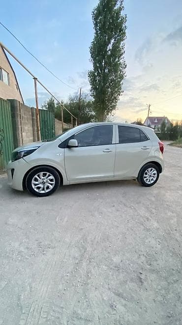 Продажа авто: Kia Morning: 2017 г., 1 л, Автомат, Газ, Хэтчбэк — 5