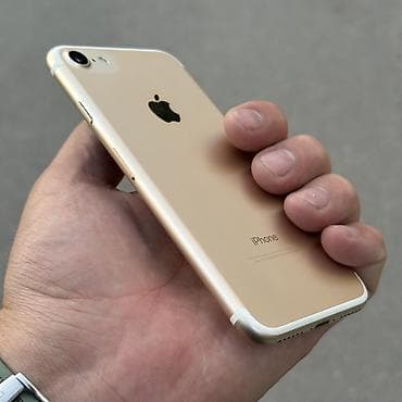 10 iphone: IPhone 7, Б/у, 128 ГБ, Золотой, 79 % — 9