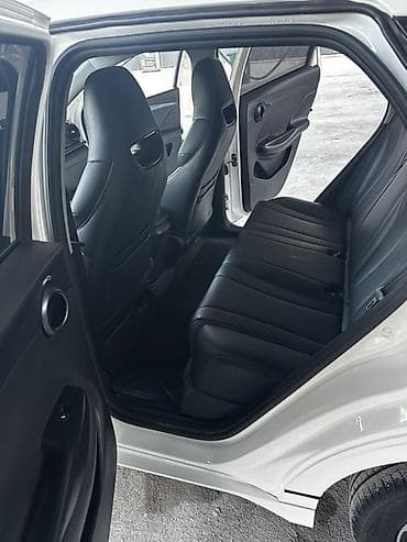 124 e500: BYD E2: 2024 г., Электромобиль, Универсал — 5