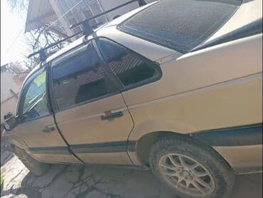 кузов машины купить: Volkswagen Passat: 1989 г., 1.8 л, Механика, Бензин, Седан — 6