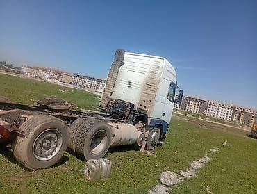 ручка кпп w210: Тягач, Volvo, 2001 г., Без прицепа — 3