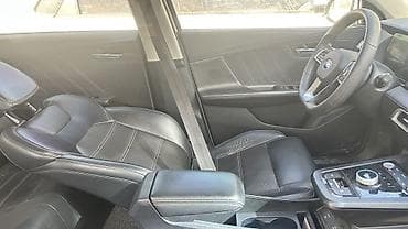 mercedes benz c class: BYD E2: 2022 г., Автомат, Электромобиль, Лифтбек — 7