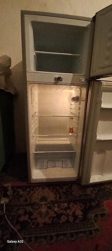 марозильная камера: Компактный двухкамерный холодильник SONATA - Тип: отдельностоящий — 8