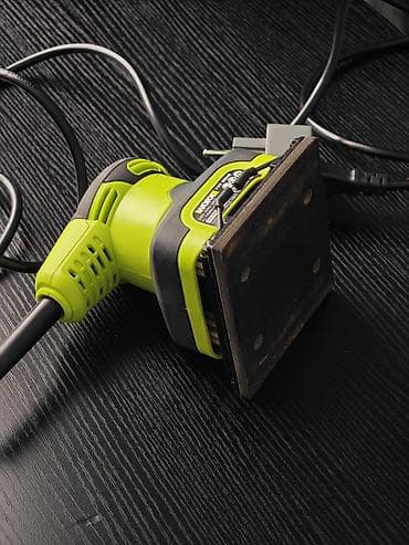 Электроинструменты: Вибрационная шлифмашина Worx WU646 + комплект наждачек + короб - Тип — 4