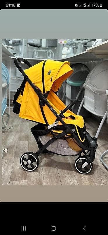 doona x: Прогулочная коляска Pierre Cardin (желтая) - Легкая маневренная рама — 1