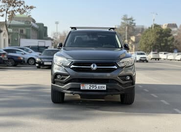 срочно продаю в связи с переездом: Ssangyong Rexton: 2018 г., 2.2 л, Автомат, Дизель, Пикап — 1