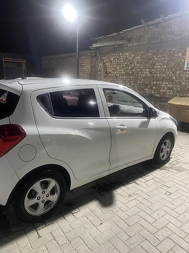 спинтер 2 7: Chevrolet Spark: 2020 г., 1 л, Автомат, Бензин, Хэтчбэк — 2