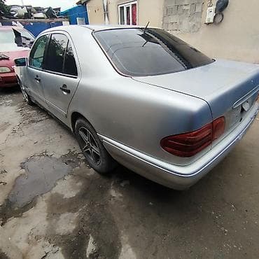 ош е34: Mercedes-Benz E-Class: 1997 г., 2.2 л, Кол менен иштөөчү, Дизель, Седан — 5