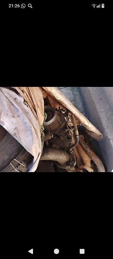 Детали двигателя и моторы в сборе: Бензиновый мотор Mercedes-Benz 1995 г., 2.3 л — 2