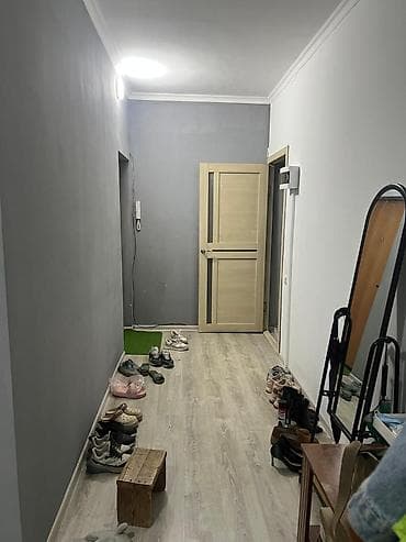 недвижимости: 2 комнаты, 77 м², 1 этаж — 5