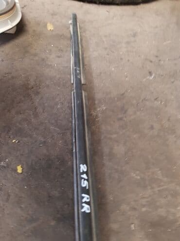 купить тойота фораннер в бишкеке: Toyota 4 runner 2006, молдинг двери, тоета 4 раннер 2006 Задний — 1