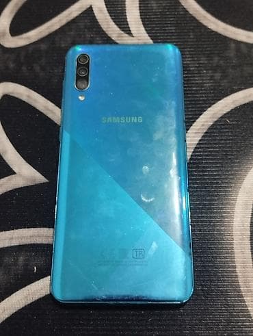 realme c25s: Samsung Galaxy A30s, цвет - Голубой — 2