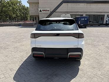 Транспорт: Changan Qiyuan Q05: 2026 г., 1 л, Робот, Электромобиль, Кроссовер — 5