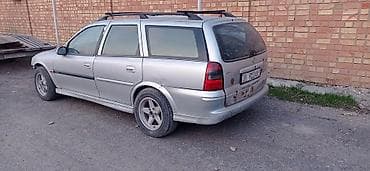 Opel Vectra: 2001 г., 1.6 л, Ручные, Бензин, Универсал