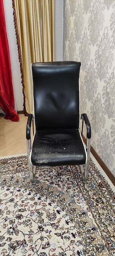 кресла офисные бу: Продам кресло офисное 1 шт — 1