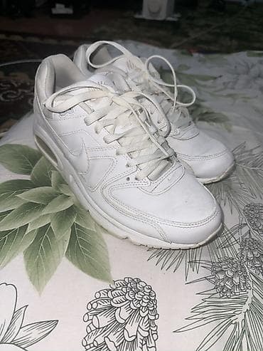 Туфли: Мужские кроссовки, 41.5, 42, 42.5, Nike, Б/у, цвет - Белый, Самовывоз, Бесплатная доставка — 1