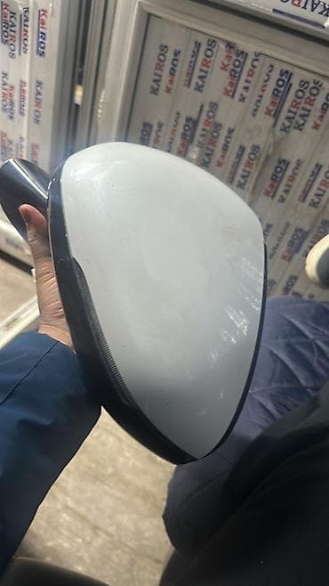 lexus 500: Боковое правое Зеркало Kia Оригинал — 1