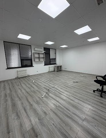 некая: Аренда офисов, 300 м², В жилом комплексе, С отдельной кухней, С оборудованием, С отдельным входом — 4