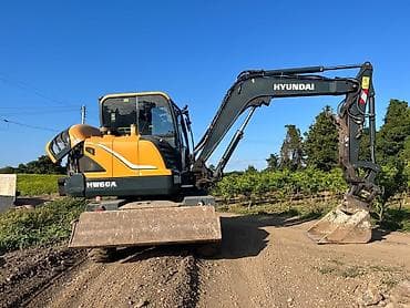Услуги экскаватора: Экскаватор | Планировка участка, Котлованы, Канализация, септик — 5