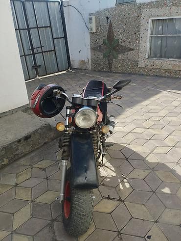 Мини-мотоцикл с широкими внедорожными шинами Описание: - Компактный