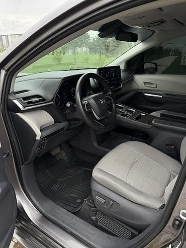 тайета: Toyota Sienna: 2021 г., 2.5 л, Автомат, Гибрид, Минивэн — 9
