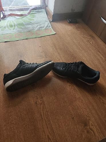lining бу: Эркектердин кроссовкасы, 41, Adidas, Колдонулган, түсү - Кара, Өзү алып кетүү — 4