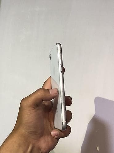 пл: IPhone Xr, Б/у, 128 ГБ, Белый, Чехол, 100 % — 5