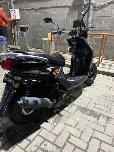 акб на скутер: Тип скутера 150 куб. см, Бензин, Б/у — 2