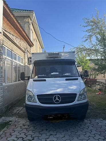 Грузовик, Mercedes-Benz