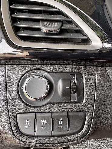 Продажа авто: Chevrolet Spark: 2020 г., Хэтчбэк — 10
