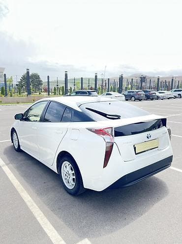 prius: Toyota Prius: 2017 г., 1.8 л, Автомат, Гибрид, Лифтбек — 5
