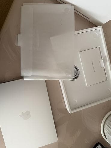 продажа cd дисков: Open Box! MacBook Air 13.6 M4 2025 16/256GB Silver АКБ 100%, 24 цикл — 3