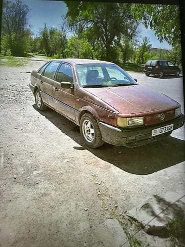 Volkswagen Passat: 1989 г., Механика, Седан