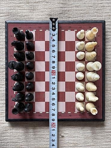 магнитные шахматы: Шахматы советские. Магнитные, дорожные. Состояние отличное! Полный — 4