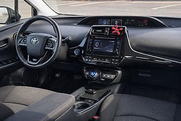 Продажа авто: Toyota Prius: 2019 г., 1.8 л, Вариатор, Гибрид, Седан — 7