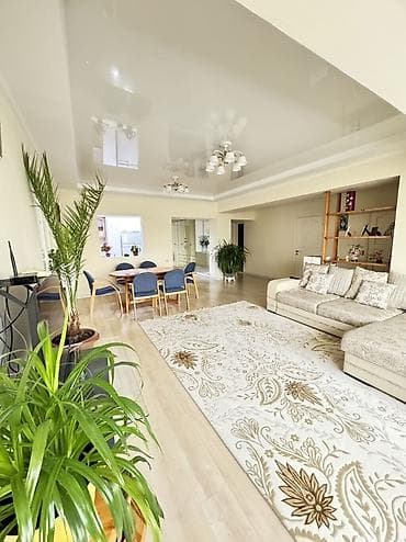 3 room: 3 комнаты, 119 м², Индивидуалка, 12 этаж, Евроремонт — 1