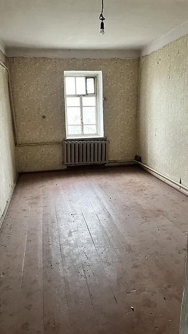 дом этажный: Продается жилой дом с полным пакетом документов,красная книга есть — 10