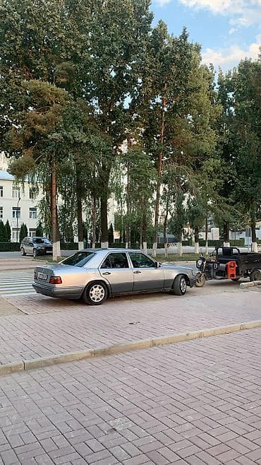 купить кун: Mercedes-Benz W124: 1994 г., 2.2 л, Механика, Бензин, Седан — 6