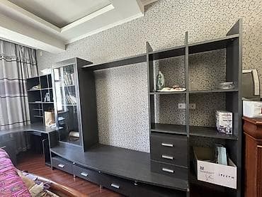 Модульная стенка с рабочей зоной (угловой стол) в едином стиле, цвет –