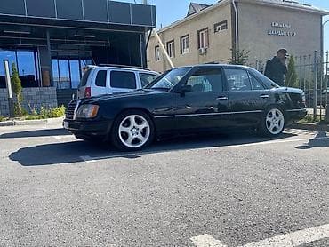 валчок 124: Mercedes-Benz W124: 1992 г., 2.2 л, Механика, Бензин, Седан — 2
