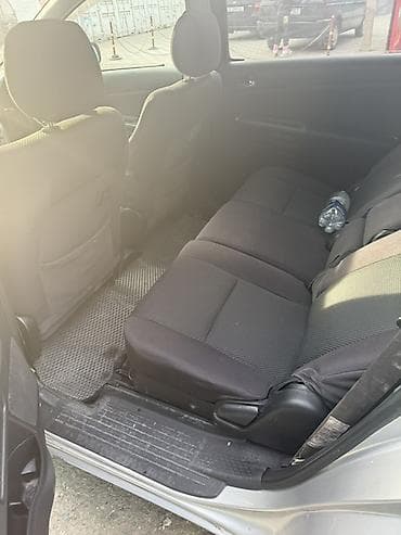 m5 g30: Toyota WISH: 2003 г., Автомат, Бензин, Минивэн — 9