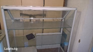 железный ящик: Продается стеклянная витрина, с кодовым замком — 3