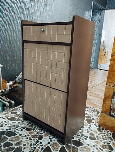 Эмерек: Бут кийим үчүн текче, Колдонулган, ЛДСП, Өзү алып кетүү, Акысыз жеткирүү, Акылуу жеткирүү — 1