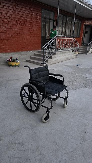 Медтовары: Инвалидная коляска с ручным приводом - Материал рамы: металл, прочная — 4