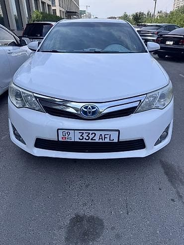 Toyota Camry: 2012 г., 2.5 л, Вариатор, Гибрид, Седан lalafo.kg да Toyota Camry: 2012 г., 2.5 л, Вариатор, Гибрид, Седан