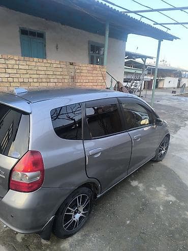 кассеты аудио: Honda Fit: 2004 г., 1.3 л, Автомат, Бензин, Хэтчбэк — 10